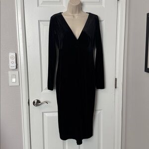 Classic black velvet Betsy Johnson dress size 6.